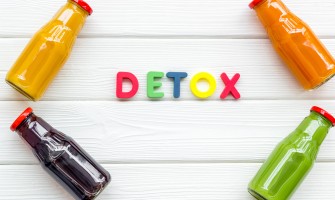 Come preparare tisane fredde detox ricette naturali per idratazione e benessere estivo