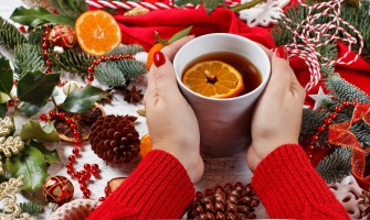 10 infusi per il dopo Natale: tisane naturali per ritrovare leggerezza 10 infusi per il dopo Natale: tisane naturali per ritrovare leggerezza