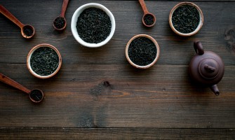 Un viaggio tra i vari tipi di tè: dal nero al verde, scopri tutti i segreti