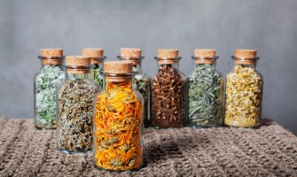 Consigli erboristici per la salute mentale: rimedi naturali per il benessere Consigli erboristici per la salute mentale: rimedi naturali per il benessere