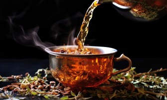 Tisana balsamica per vie respiratorie: rimedio naturale Tisana balsamica per vie respiratorie: rimedio naturale