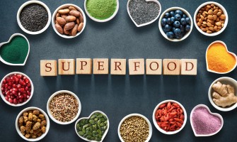 Superfood alghe proprietà benefici e come usarle per energia e depurazione