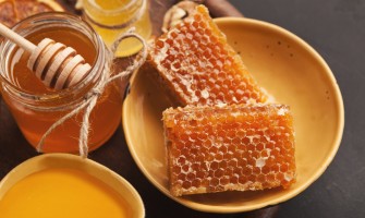 Mieli medicinali: proprietà, benefici e usi terapeutici naturali Mieli medicinali: proprietà, benefici e usi terapeutici naturali