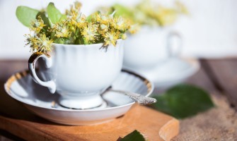Tisana al tiglio benefici preparazione e domande frequenti