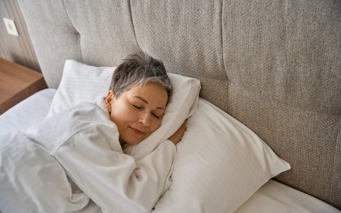 Valeriana tisana naturale per dormire meglio e ridurre ansia