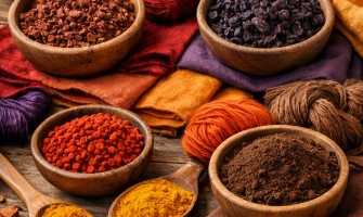 Erbe tintorie naturali per colorare tessuti