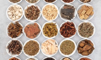 Erbe officinali aiutano combattere dolori della menopausa Erbe officinali aiutano combattere dolori della menopausa