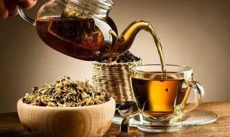Frangula: quali sono le sue proprietà e come viene impiegato in erboristeria