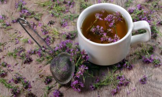 Scopri la verbena: benefici, usi tradizionali e guida all'aromaterapia Scopri la verbena: benefici, usi tradizionali e guida all'aromaterapia