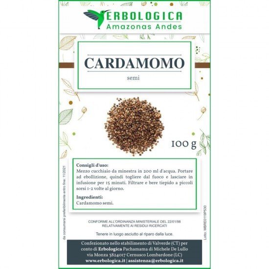 Whole green cardamom seeds